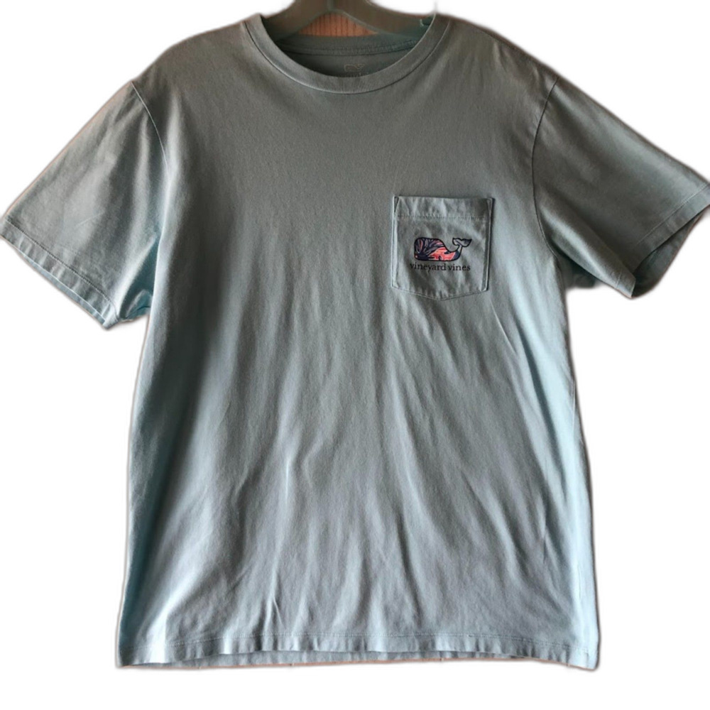 Vineyard Vines Men’s Light Blue Graphic T-Shirt Whale Pocket Tee Cotton Small